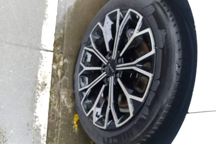 Used Zeekr 007 2025 Long-Range Rear-Wheel-Drive Intelligent Driving Version 100 kWh Exterior 5