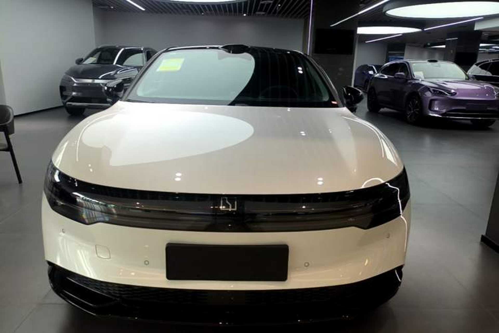 Used Zeekr 007 2025 Long-Range Rear-Wheel-Drive Intelligent Driving Version 100 kWh Front