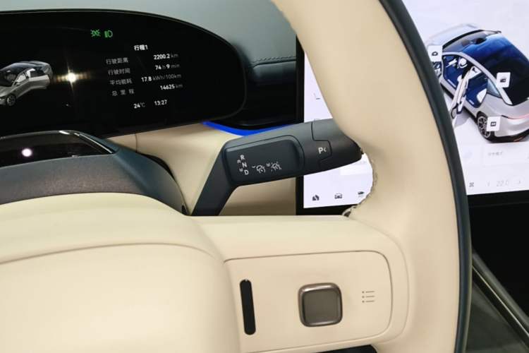 Used Zeekr 007 2025 Four-Wheel Drive Intelligent Driving Version 75 kWh Gear Lever