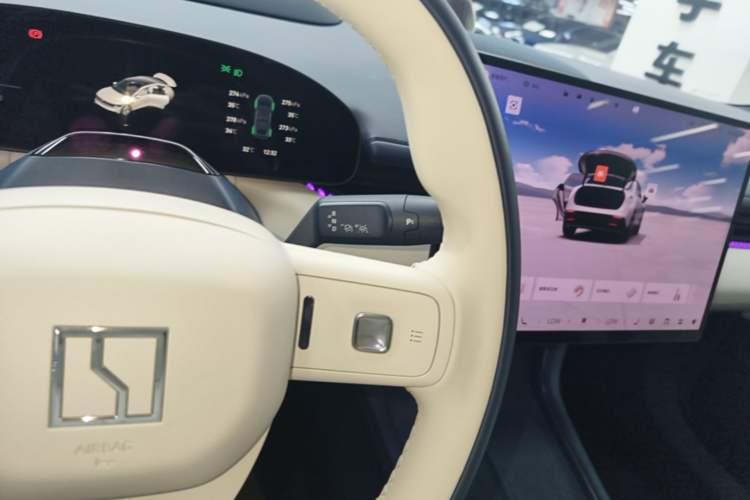 Used Zeekr 007 2025 Long-Range Rear-Wheel-Drive Intelligent Driving Version 100 kWh Gear Lever