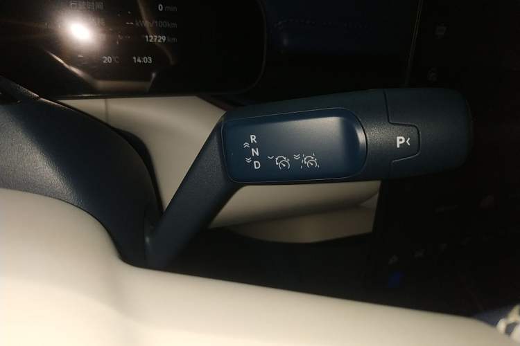 Used Zeekr 007 2025 Long-Range Rear-Wheel-Drive Intelligent Driving Version 100 kWh Gear Lever