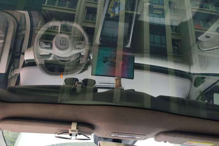 Used Zeekr 007 2025 Rear-Drive Intelligent Driving Version 75 kWh Headliner