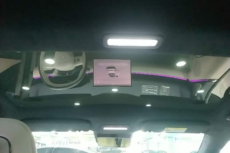 Used Zeekr 007 2025 Long-Range Rear-Wheel-Drive Intelligent Driving Version 100 kWh Headliner