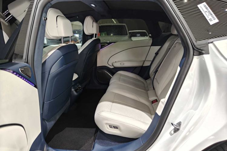 Used Zeekr 007 2025 Rear-Drive Intelligent Driving Version 75 kWh Interior 2