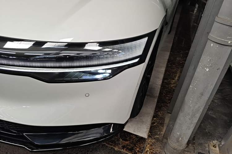 Used Zeekr 007 2025 Long-Range Rear-Wheel-Drive Intelligent Driving Version 100 kWh Left Front Headlight