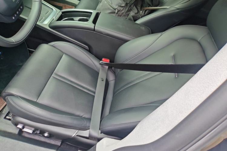 Used Zeekr 007 2025 Rear-Drive Intelligent Driving Version 75 kWh Left Front Seat
