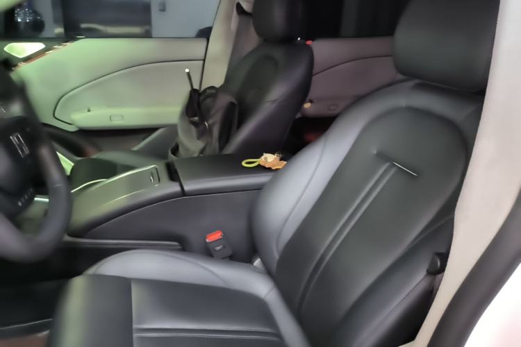Used Zeekr 007 2025 Rear-Drive Intelligent Driving Version 75 kWh Left Front Seat