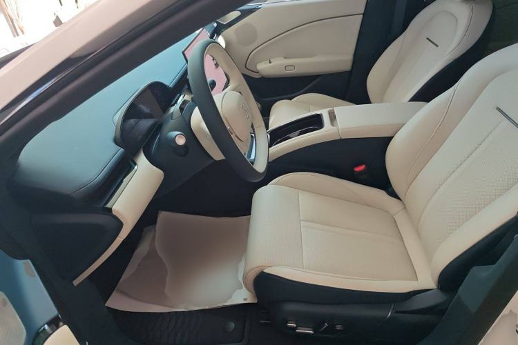 Used Zeekr 007 2025 Long-Range Rear-Wheel-Drive Intelligent Driving Version 100 kWh Left Front Seat