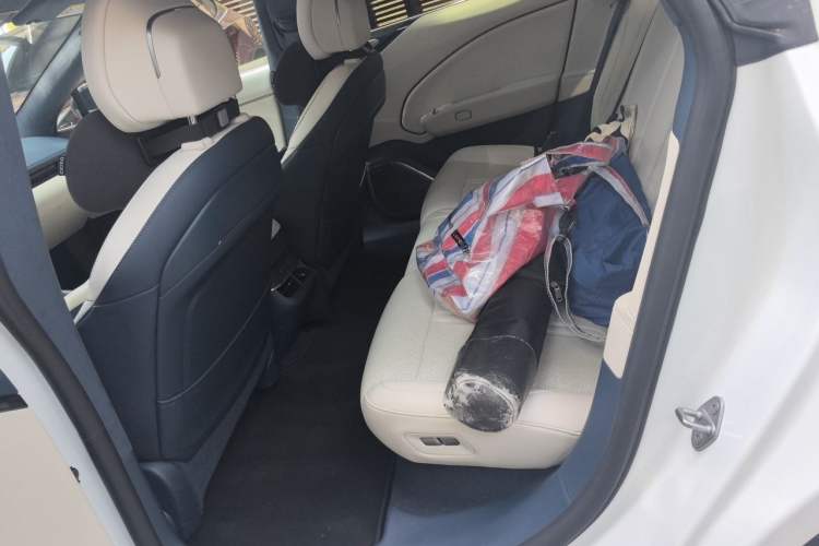 Used Zeekr 007 2025 Rear-Drive Intelligent Driving Version 75 kWh Left Rear Seat