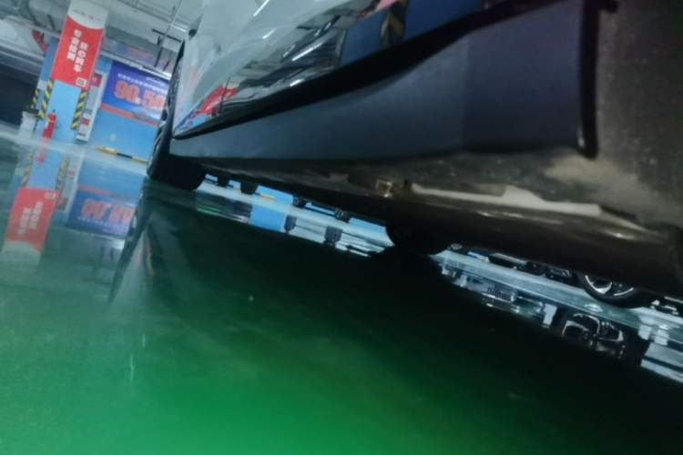 Used Zeekr 007 2025 Long-Range Rear-Wheel-Drive Intelligent Driving Version 100 kWh Left Side Sill