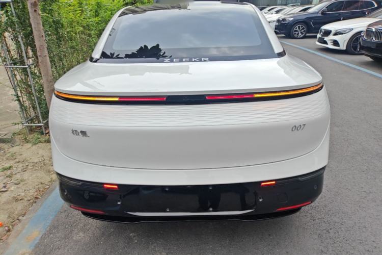Used Zeekr 007 2025 Rear-Drive Intelligent Driving Version 75 kWh Rear