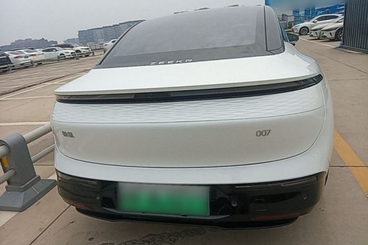 Used Zeekr 007 2025 Long-Range Rear-Wheel-Drive Intelligent Driving Version 100 kWh Rear