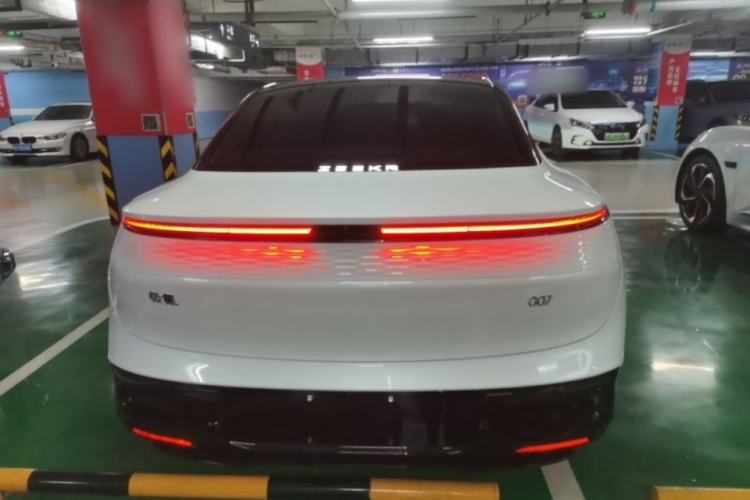 Used Zeekr 007 2025 Long-Range Rear-Wheel-Drive Intelligent Driving Version 100 kWh Rear