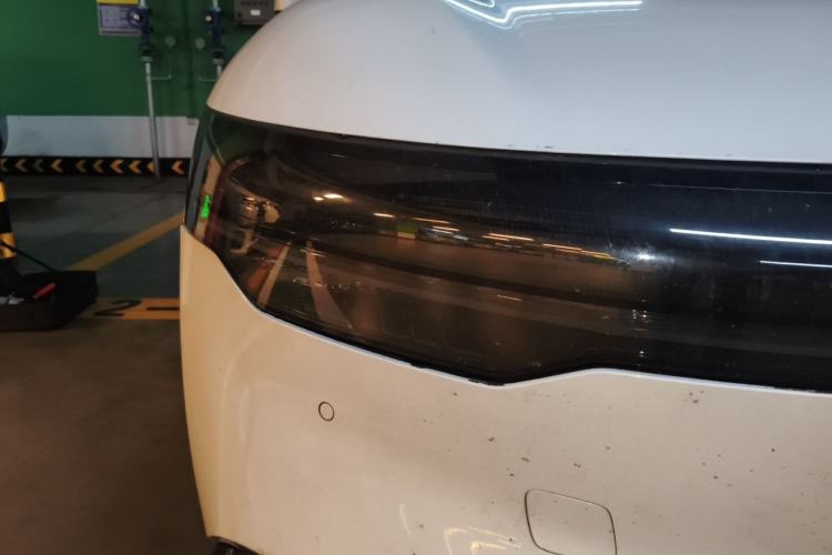 Used Zeekr 007 2025 Four-Wheel Drive Intelligent Driving Version 75 kWh Right Front Headlight