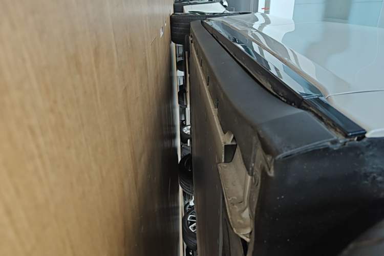 Used Zeekr 007 2025 Rear-Drive Intelligent Driving Version 75 kWh Right Side Sill