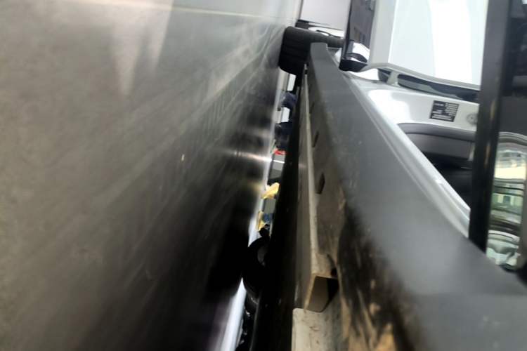Used Zeekr 007 2025 Long-Range Rear-Wheel-Drive Intelligent Driving Version 100 kWh Right Side Sill