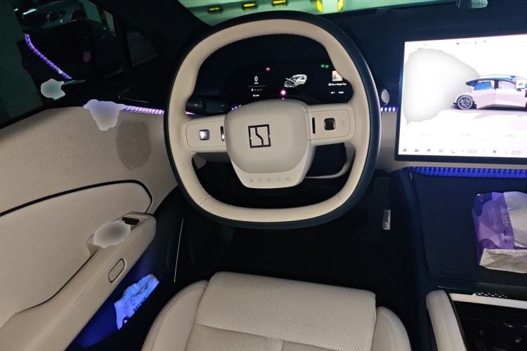 Used Zeekr 007 2025 Rear-Drive Intelligent Driving Version 75 kWh Steering Wheel