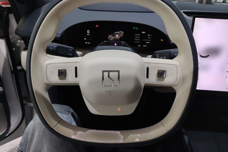 Used Zeekr 007 2025 Rear-Drive Intelligent Driving Version 75 kWh Steering Wheel