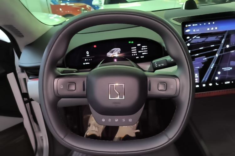 Used Zeekr 007 2025 Rear-Drive Intelligent Driving Version 75 kWh Steering Wheel