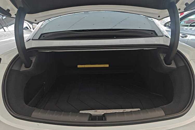 Used Zeekr 007 2025 Rear-Drive Intelligent Driving Version 75 kWh Trunk
