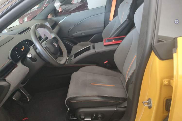 Used Zeekr 007 2025 Four-Wheel-Drive Performance Version 100 kWh Left Front Seat