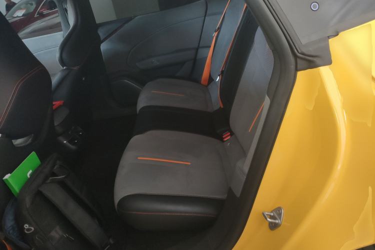 Used Zeekr 007 2025 Four-Wheel-Drive Performance Version 100 kWh Left Rear Seat