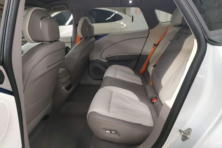 Used Zeekr 007GT 2025 Rear-Drive Intelligent Driving Version 75 kWh Left Rear Seat