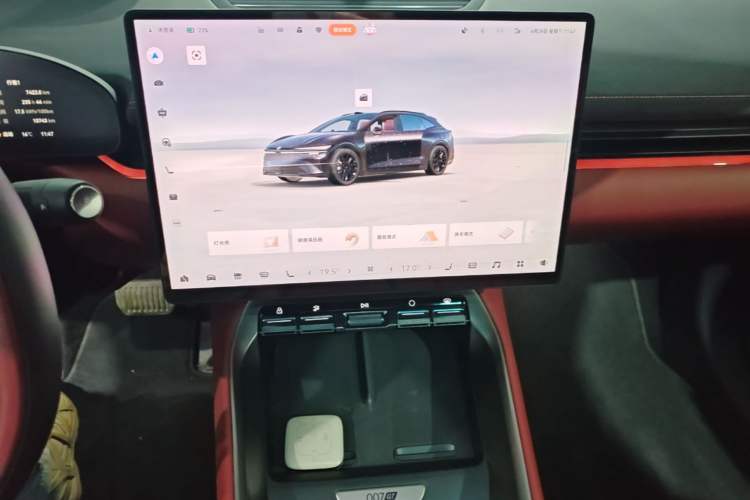 Used Zeekr 007GT 2025 Long-Range Rear-Wheel Drive Intelligent Driving Version 100 kWh Audio And AC Panel