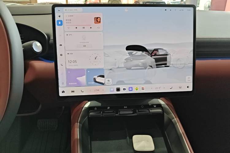 Used Zeekr 007GT 2025 Rear-Drive Intelligent Driving Version 75 kWh Audio And AC Panel