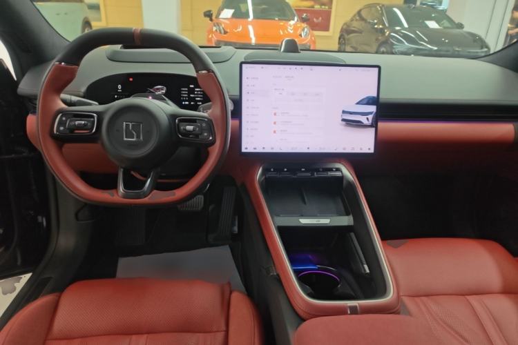 Used Zeekr 007GT 2025 Long-Range Rear-Wheel Drive Intelligent Driving Version 100 kWh Center Console