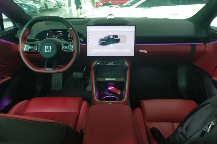 Used Zeekr 007GT 2025 Four-Wheel Drive Intelligent Driving Version 75 kWh Center Console