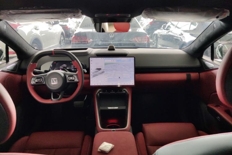Used Zeekr 007GT 2025 Long-Range Rear-Wheel Drive Intelligent Driving Version 100 kWh Center Console