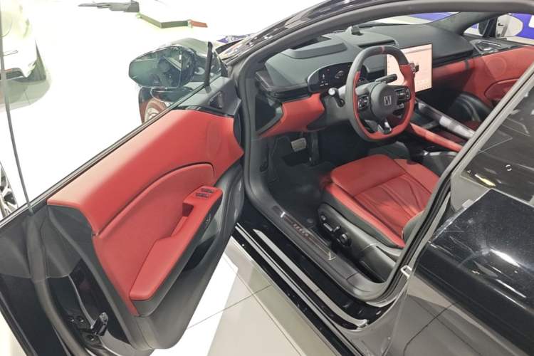 Used Zeekr 007GT 2025 Four-Wheel Drive Intelligent Driving Version 75 kWh Driver Seat