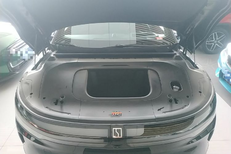 Used Zeekr 007GT 2025 Long-Range Rear-Wheel Drive Intelligent Driving Version 100 kWh Engine Bay