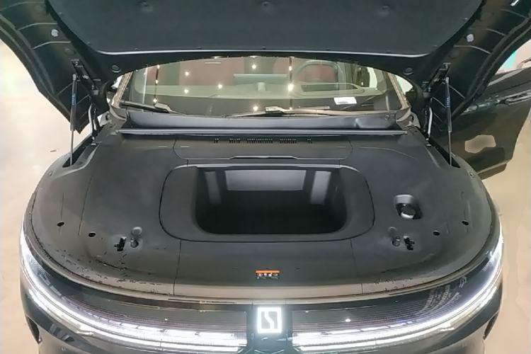 Used Zeekr 007GT 2025 Long-Range Rear-Wheel Drive Intelligent Driving Version 100 kWh Engine Bay