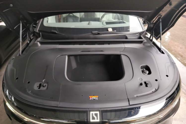 Used Zeekr 007GT 2025 Rear-Drive Intelligent Driving Version 75 kWh Engine Bay
