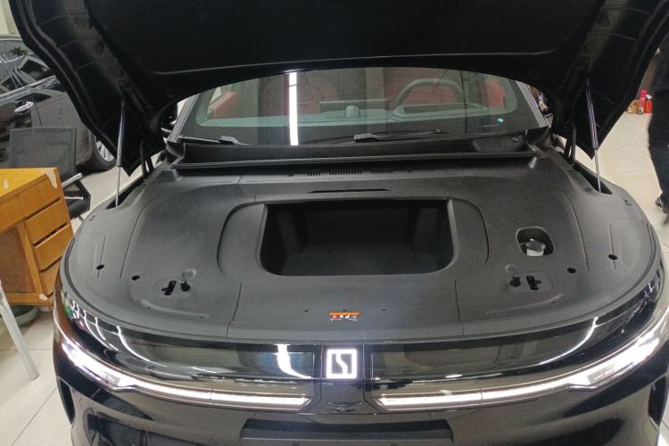 Used Zeekr 007GT 2025 Long-Range Rear-Wheel Drive Intelligent Driving Version 100 kWh Engine Bay