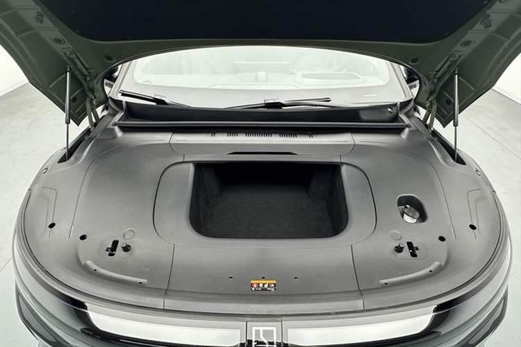 Used Zeekr 007GT 2025 Long-Range Rear-Wheel Drive Intelligent Driving Version 100 kWh Engine Bay
