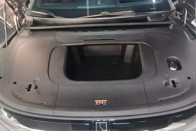 Used Zeekr 007GT 2025 Rear-Drive Intelligent Driving Version 75 kWh Engine Bay