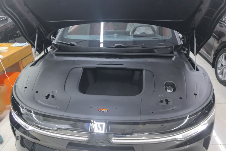 Used Zeekr 007GT 2025 Long-Range Rear-Wheel Drive Intelligent Driving Version 100 kWh Engine Bay