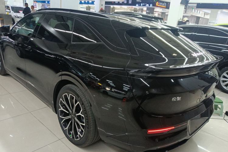 Used Zeekr 007GT 2025 Long-Range Rear-Wheel Drive Intelligent Driving Version 100 kWh Exterior 2