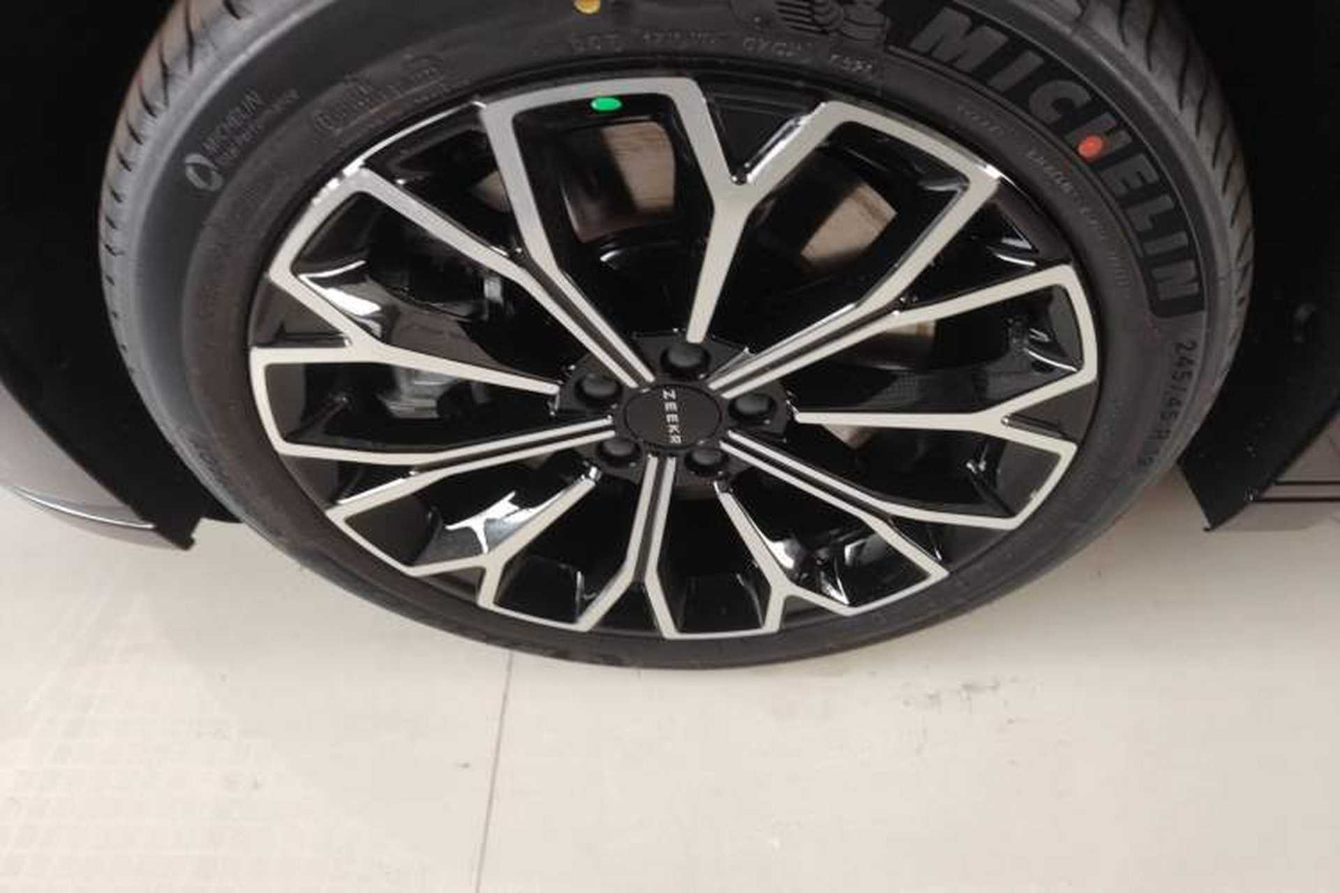Used Zeekr 007GT 2025 Long-Range Rear-Wheel Drive Intelligent Driving Version 100 kWh Exterior 4