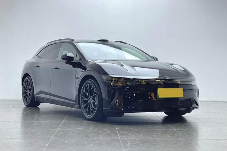 Used Zeekr 007GT 2025 Long-Range Rear-Wheel Drive Intelligent Driving Version 100 kWh Front Right 45 Deg