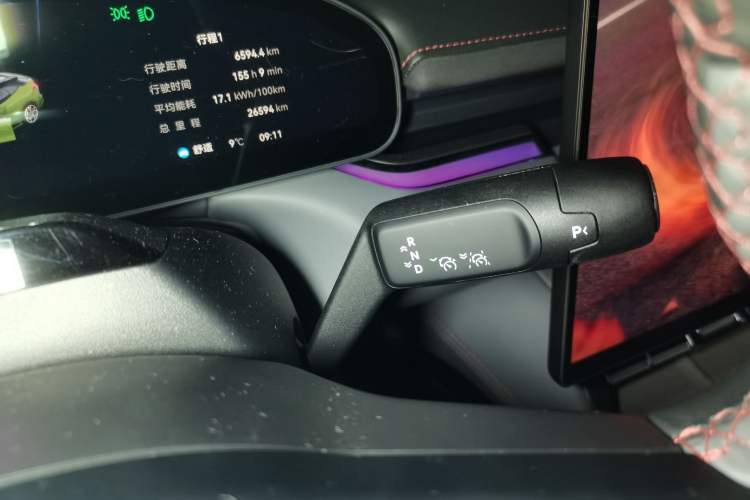 Used Zeekr 007GT 2025 Long-Range Rear-Wheel Drive Intelligent Driving Version 100 kWh Gear Lever