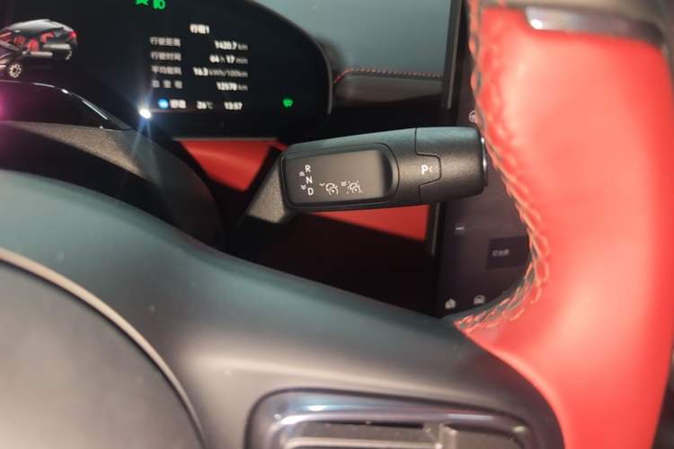 Used Zeekr 007GT 2025 Rear-Drive Intelligent Driving Version 75 kWh Gear Lever