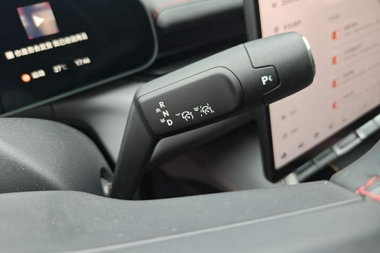 Used Zeekr 007GT 2025 Four-Wheel Drive Intelligent Driving Version 75 kWh Gear Lever