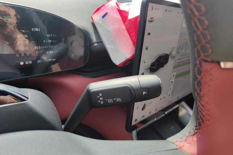 Used Zeekr 007GT 2025 Four-Wheel Drive Intelligent Driving Version 75 kWh Gear Lever