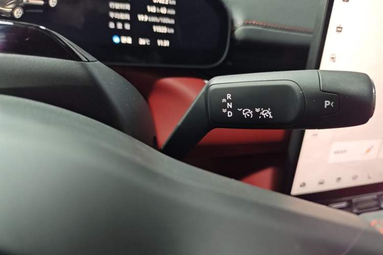 Used Zeekr 007GT 2025 Four-Wheel Drive Intelligent Driving Version 75 kWh Gear Lever