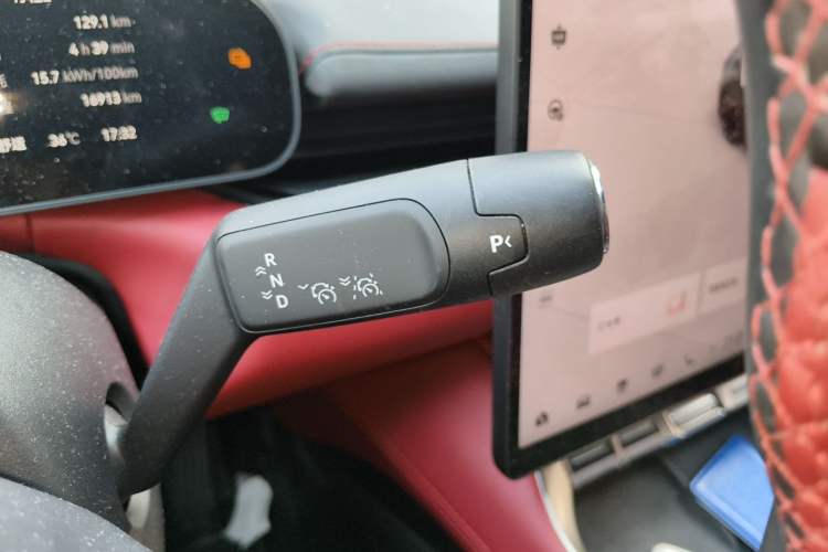 Used Zeekr 007GT 2025 Rear-Drive Intelligent Driving Version 75 kWh Gear Lever