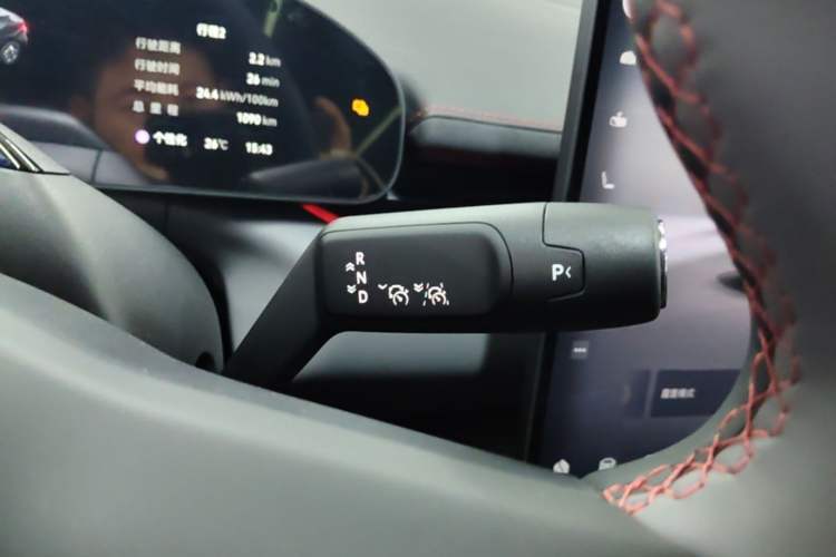 Used Zeekr 007GT 2025 Four-Wheel Drive Intelligent Driving Version 75 kWh Gear Lever